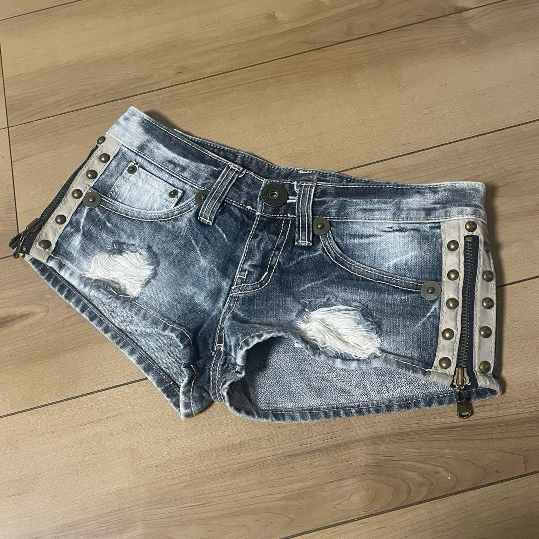 d.i.a デニム　ショートパンツ　25サイズ