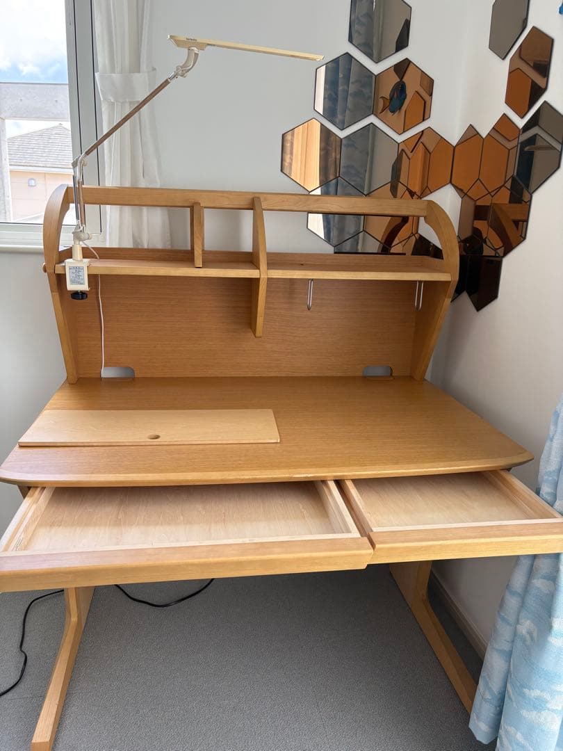 karimoku 学習机 LEDライト付き