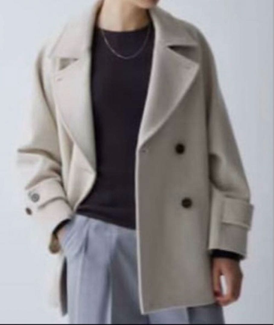 美品　UR スーパー100メルトンPコート