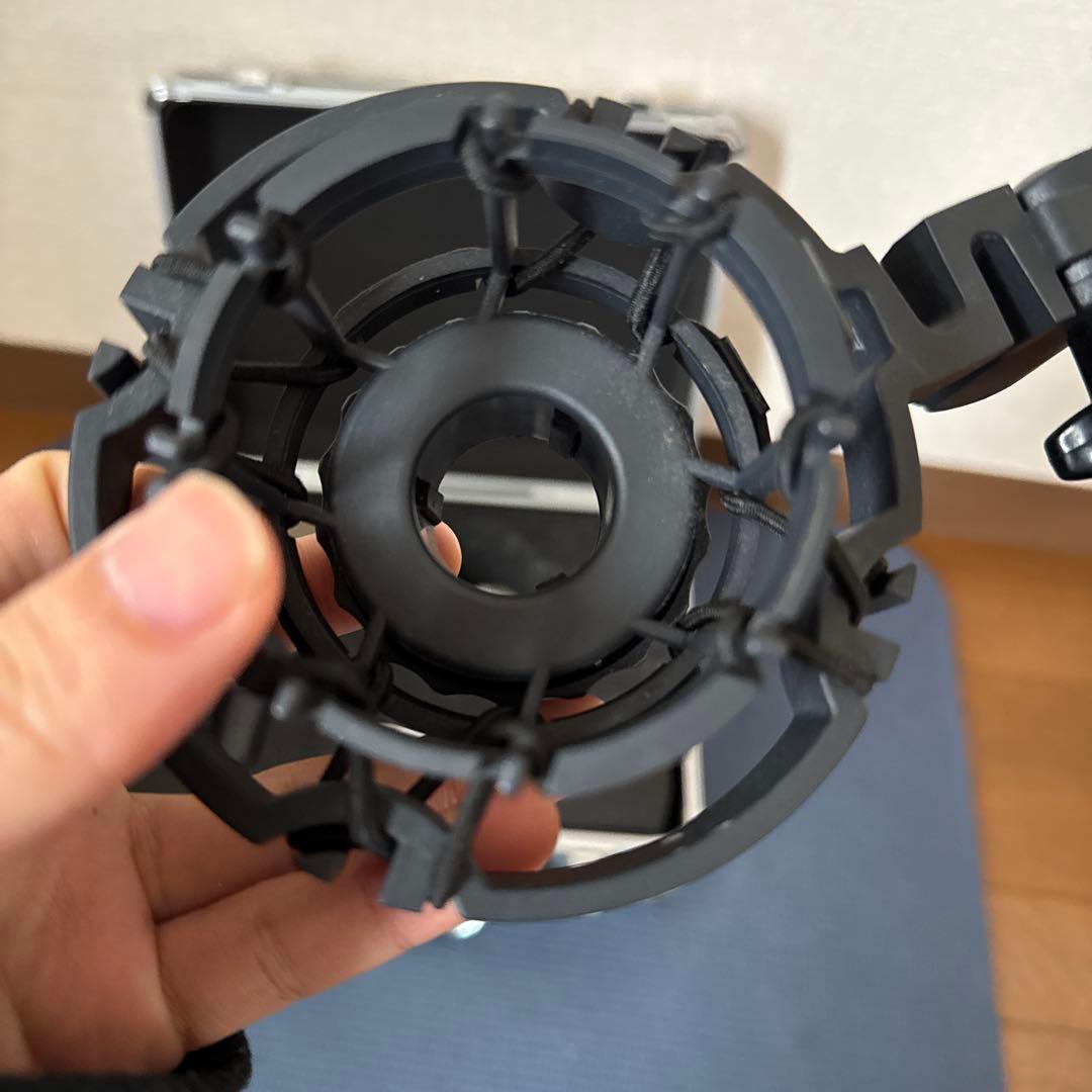 AKG C214 コンデンサーマイク