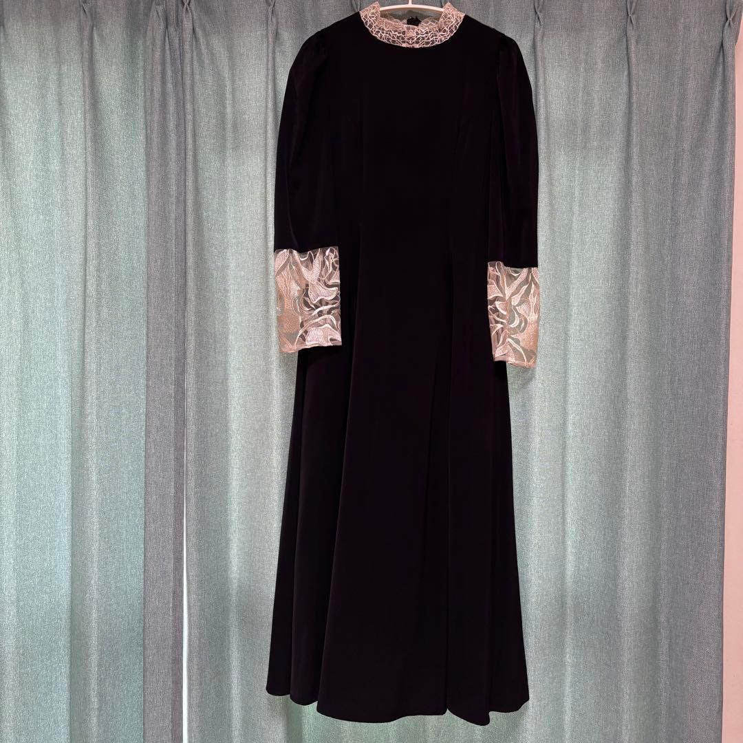 美品✨etoll バック刺繍フレアドレス　パーティー　オケージョン　結婚式　M