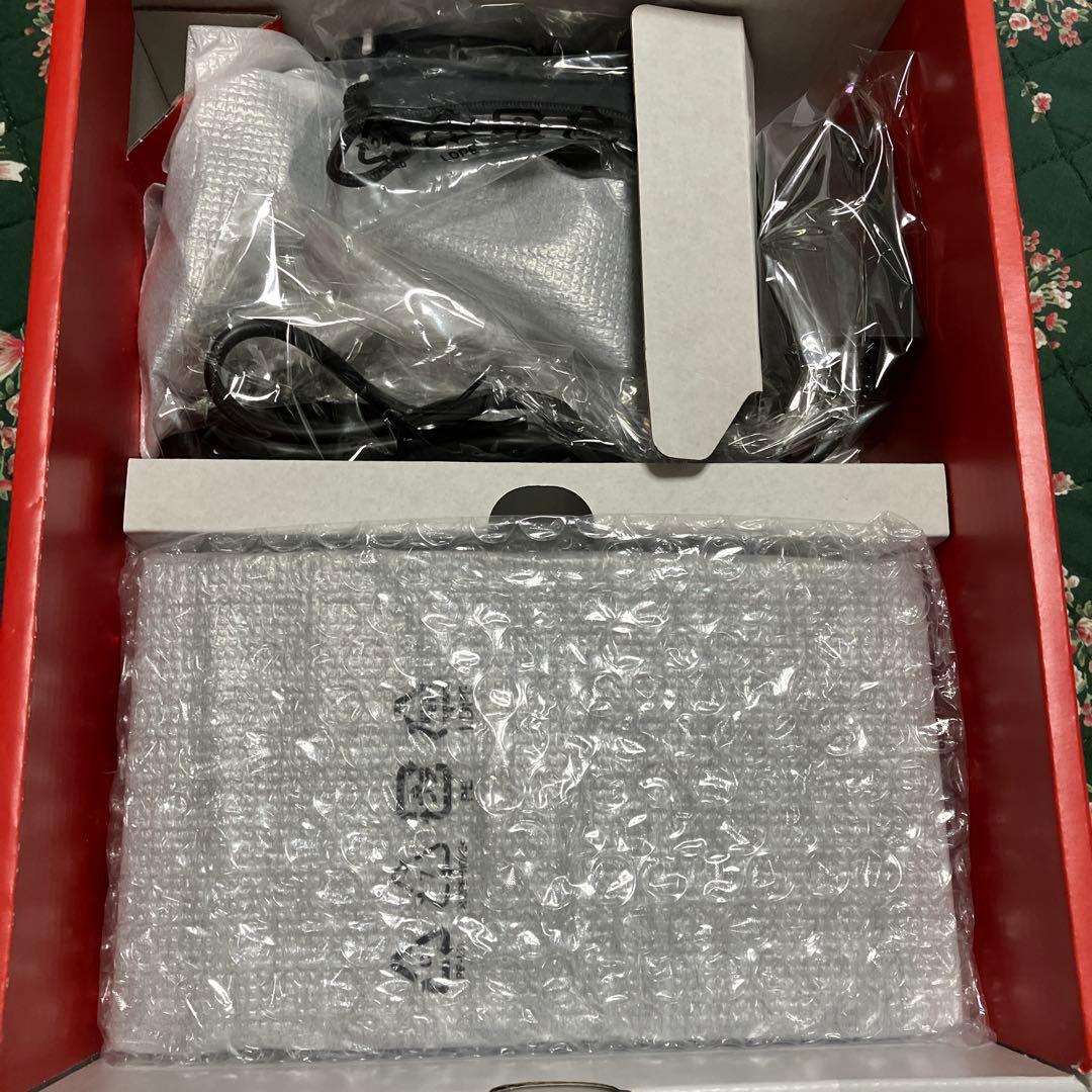 【ほぼ未使用】Nintendo Switch 本体　バッテリー強化版