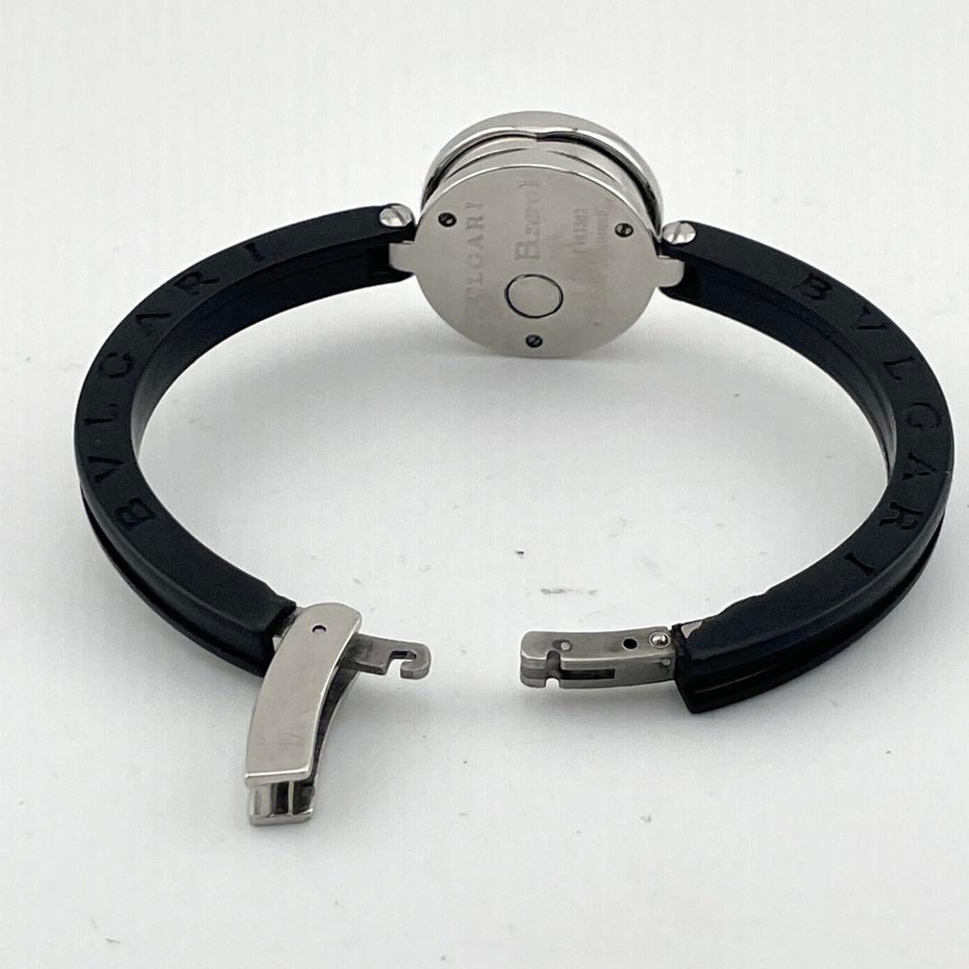 【稼働/新品電池】ブルガリ　ビーゼロワン　バングル　腕時計　黒文字盤　レディース