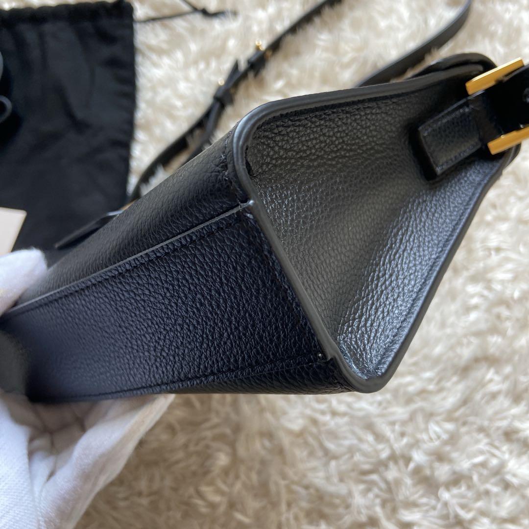 極美品　現行セルジオロッシ sr1 メッセンジャーバッグ　ブラック　金プレート