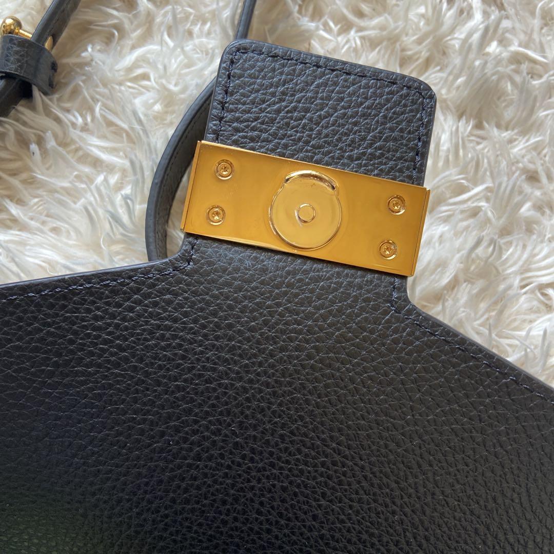 極美品　現行セルジオロッシ sr1 メッセンジャーバッグ　ブラック　金プレート