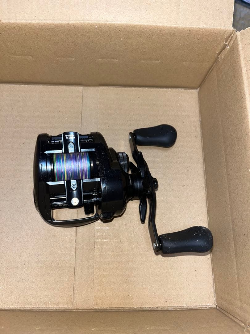 ダイワ　TATURA タトゥーラTW400H ライン付き