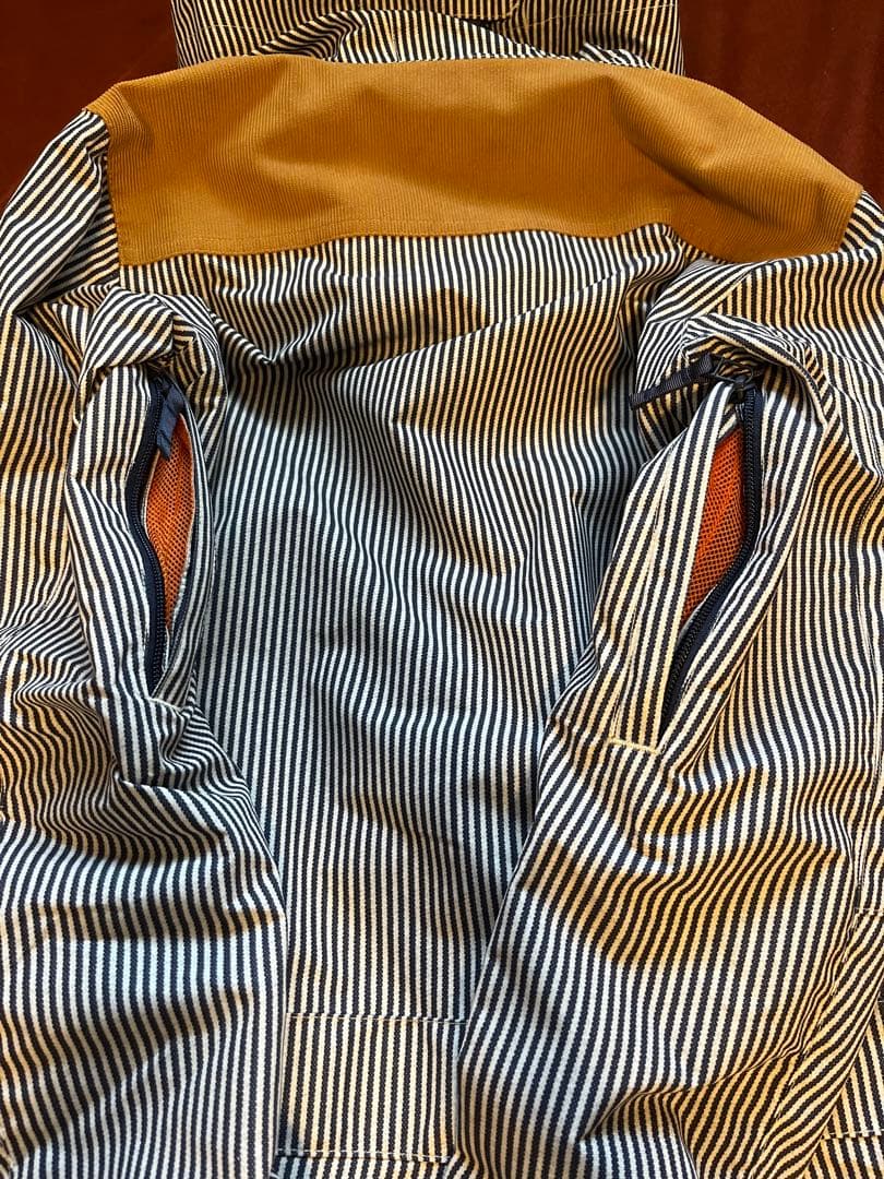 BURTON バートン スノーボード ウェア　未使用品