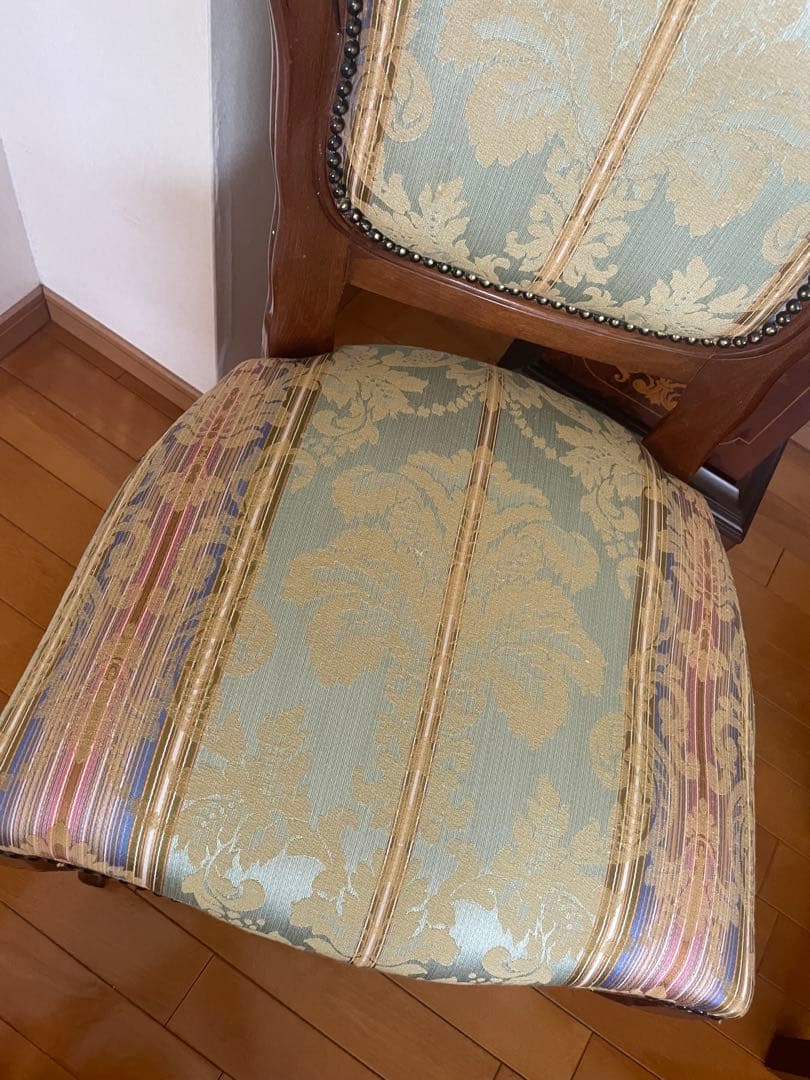 美品ダイニングチェア　猫脚椅子　一脚　イタリア製　1人用椅子　インテリア