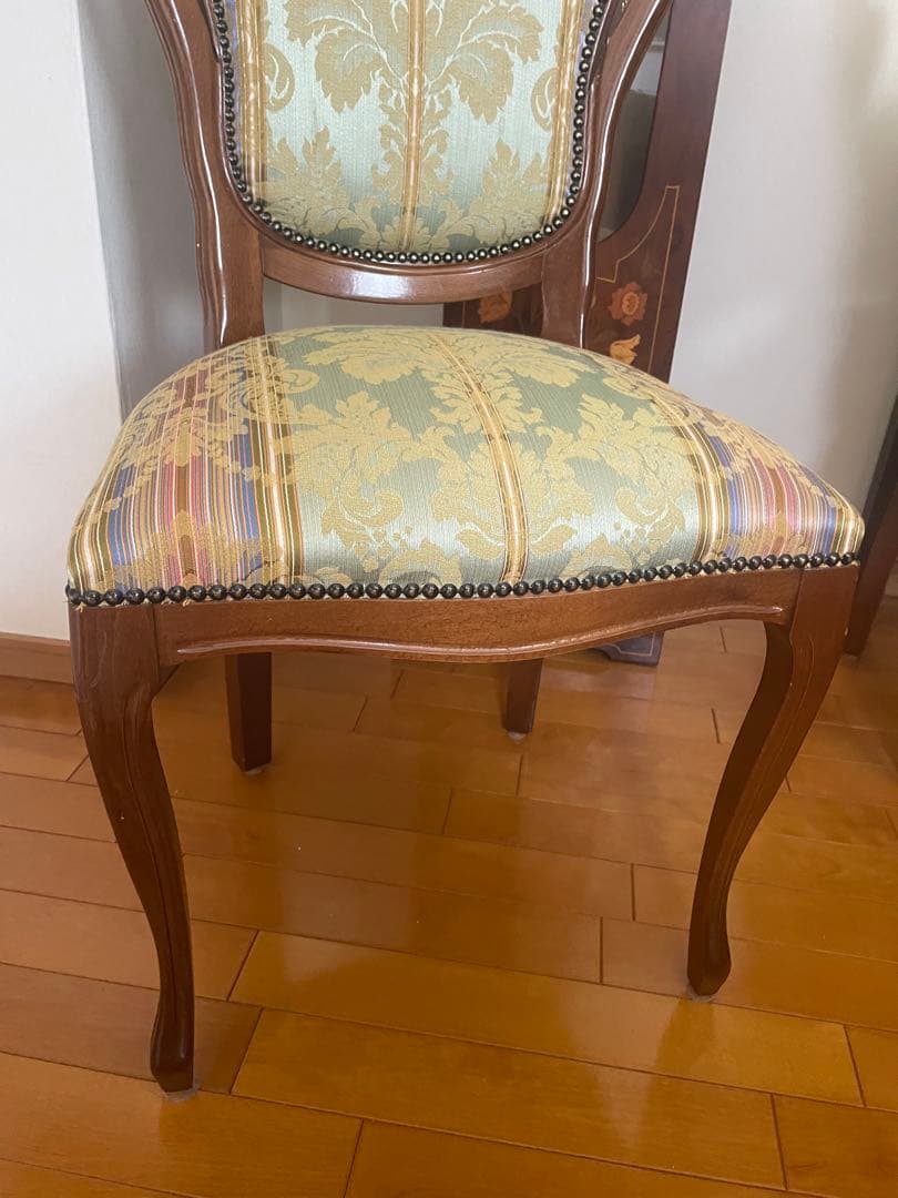 美品ダイニングチェア　猫脚椅子　一脚　イタリア製　1人用椅子　インテリア