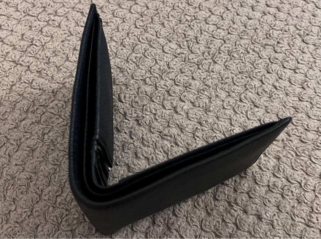 新品！DIESELディーゼル メンズ二つ折り財布 HIRESH S 黒