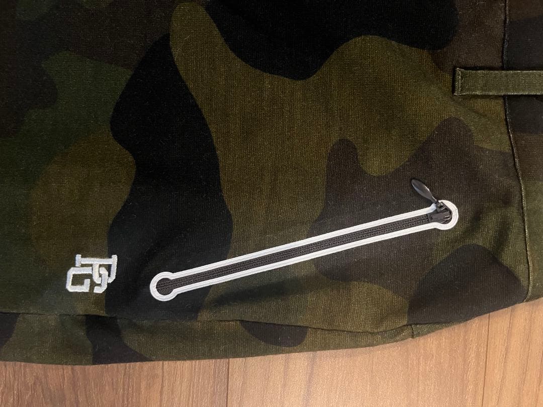 迷彩 ジッパーポケット付きパンツ（パーリーゲイツ）