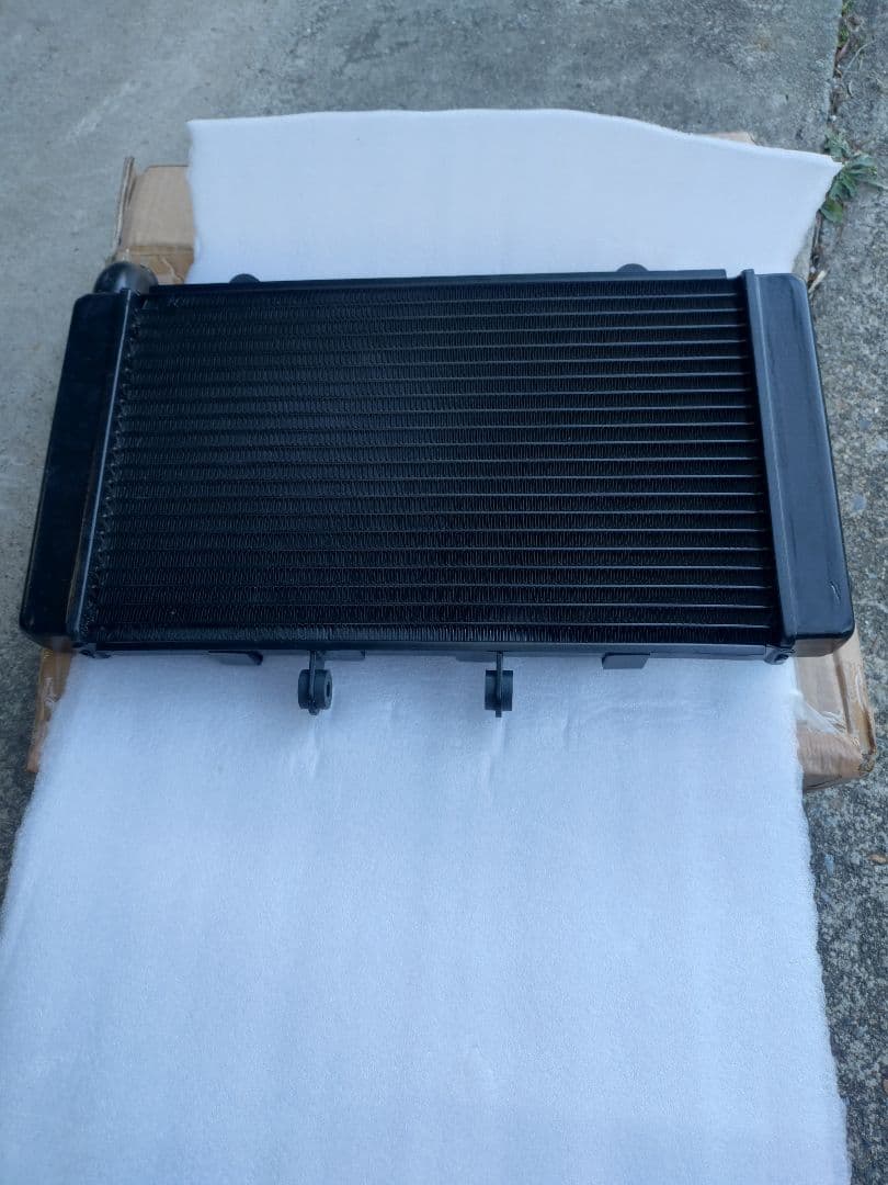 CB1300SF(1998-2002)ラジエーター新品中華製