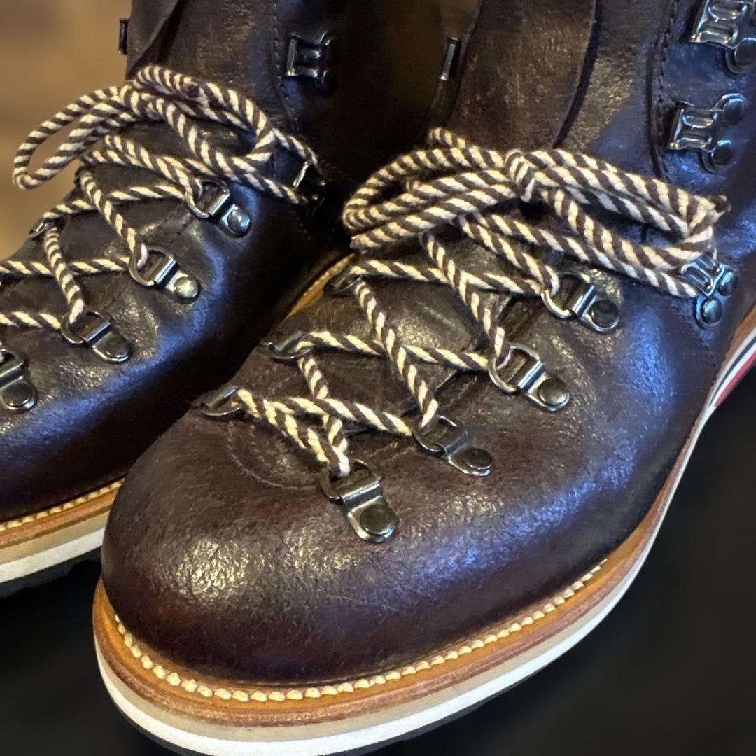 MONCLER ダークブラウン ワークブーツ