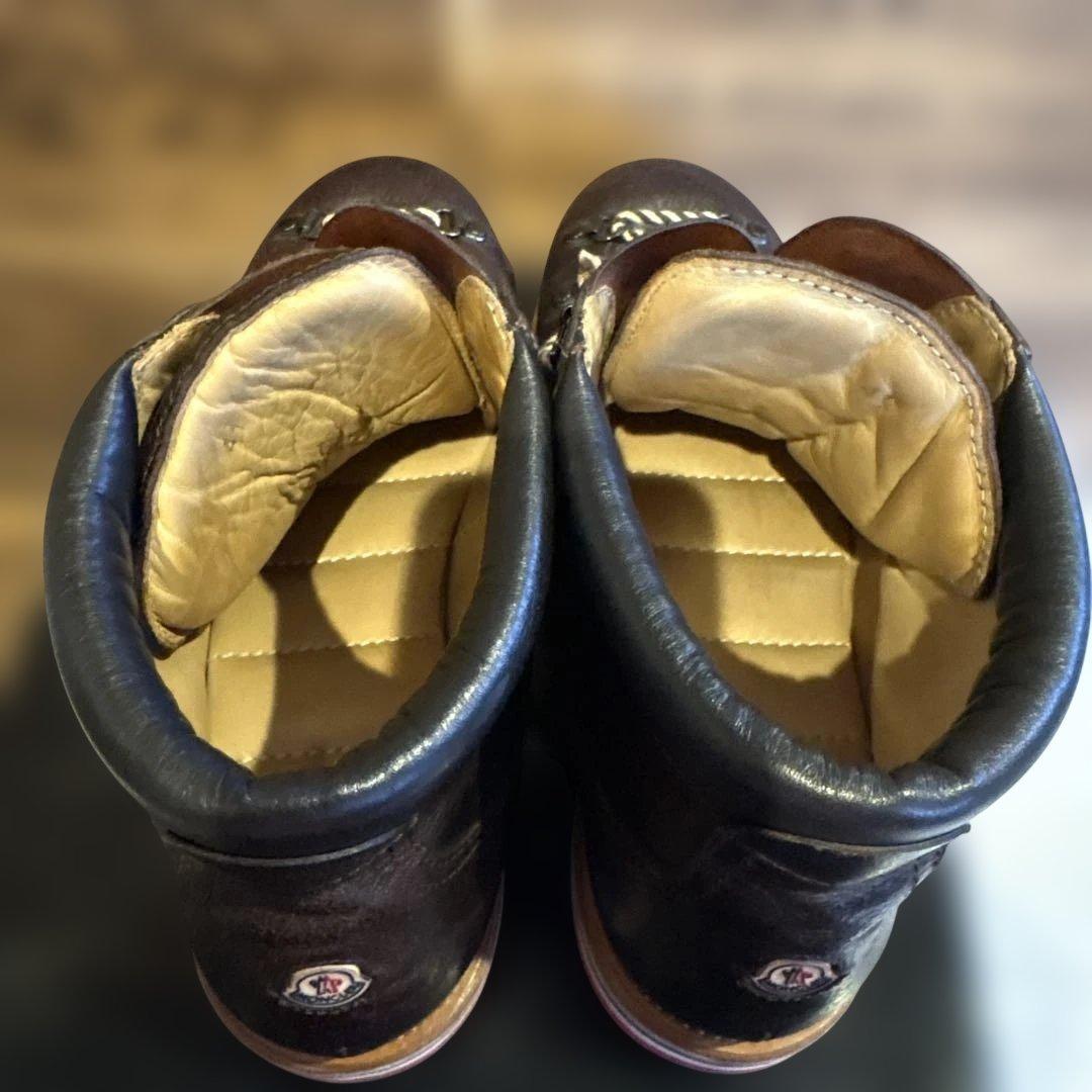 MONCLER ダークブラウン ワークブーツ