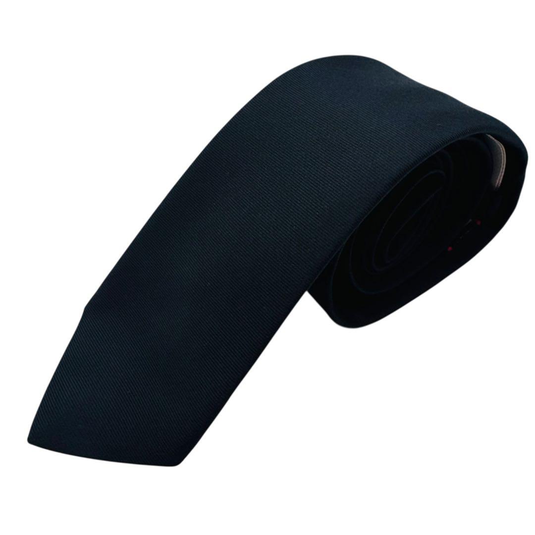 GUCCI グッチ ビー エンブロイダリー シルクタイ ソリッド ナロータイ