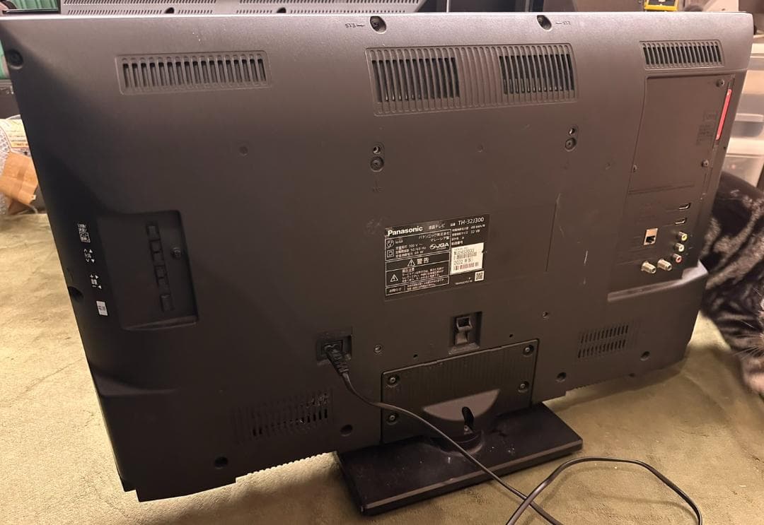 Panasonic　パナソニック 32型 テレビ TH-32J300HT 22年