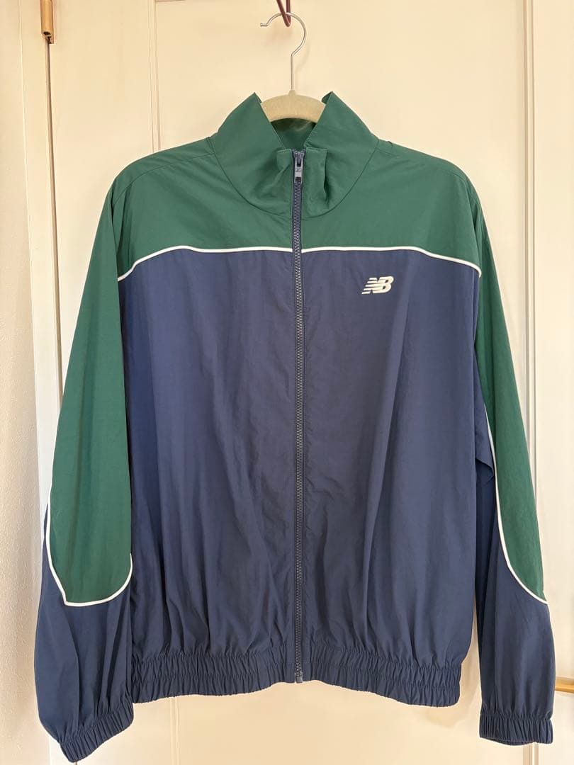 美品　New Balance ジャケット ネイビーグリーン