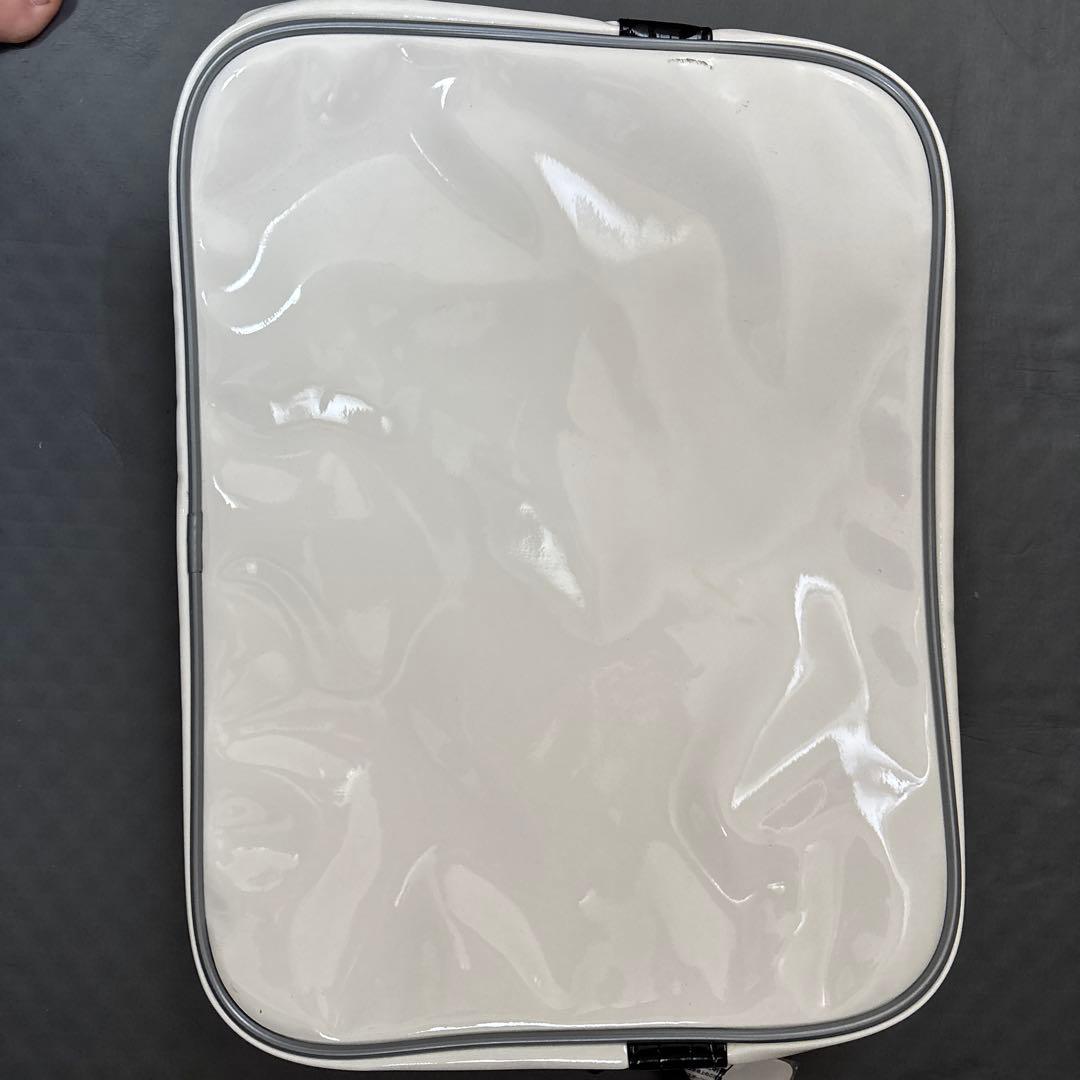 GAMBA OSAKA エナメルバッグ M サイン入り