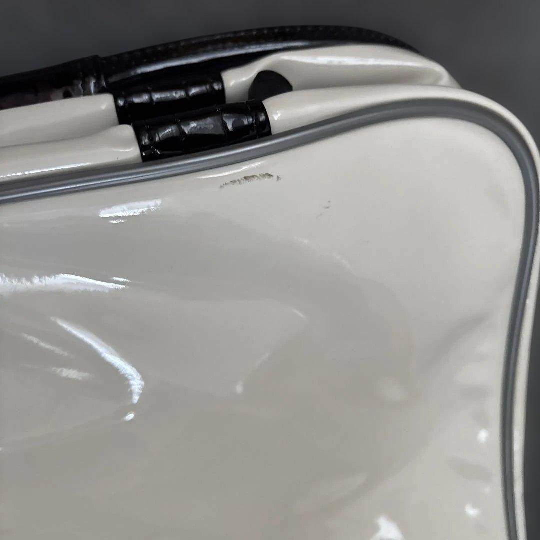 GAMBA OSAKA エナメルバッグ M サイン入り