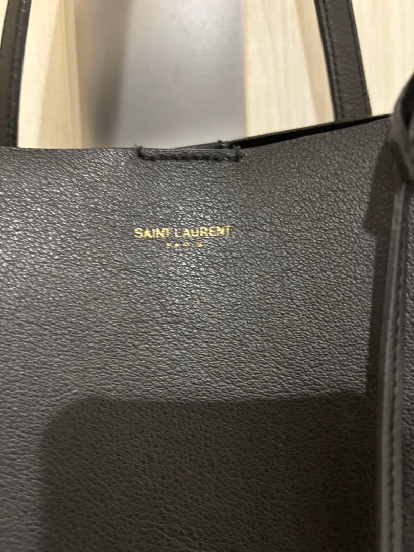 SAINT LAURENT ブラックレザートートバッグ