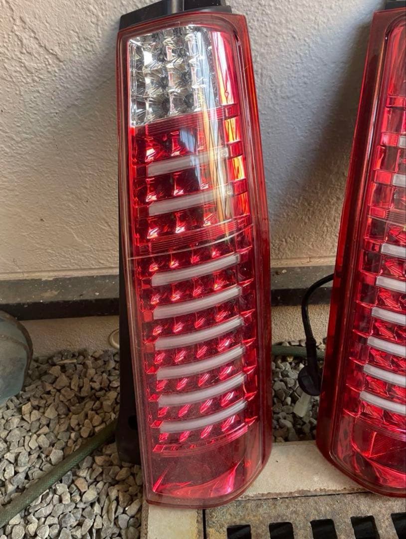 【即購入〇】ヴァレンティ テールライト