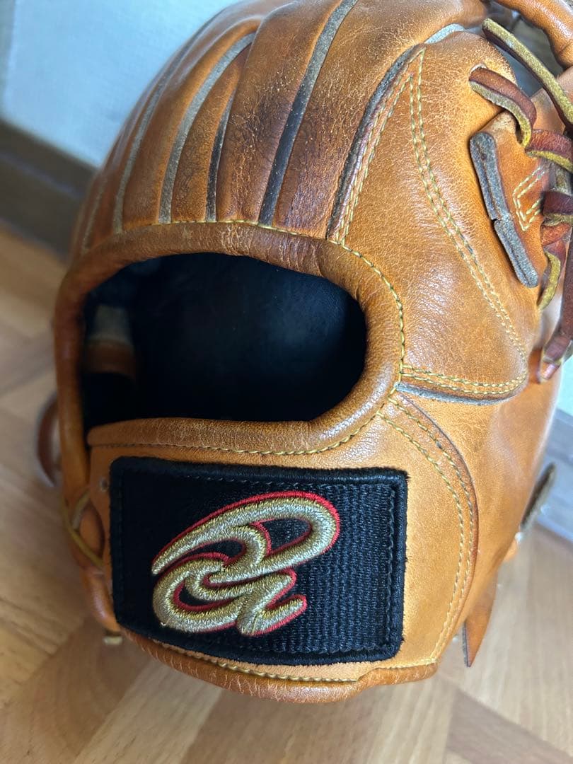 ドナイヤ　硬式グローブ　内野手用　山田哲人