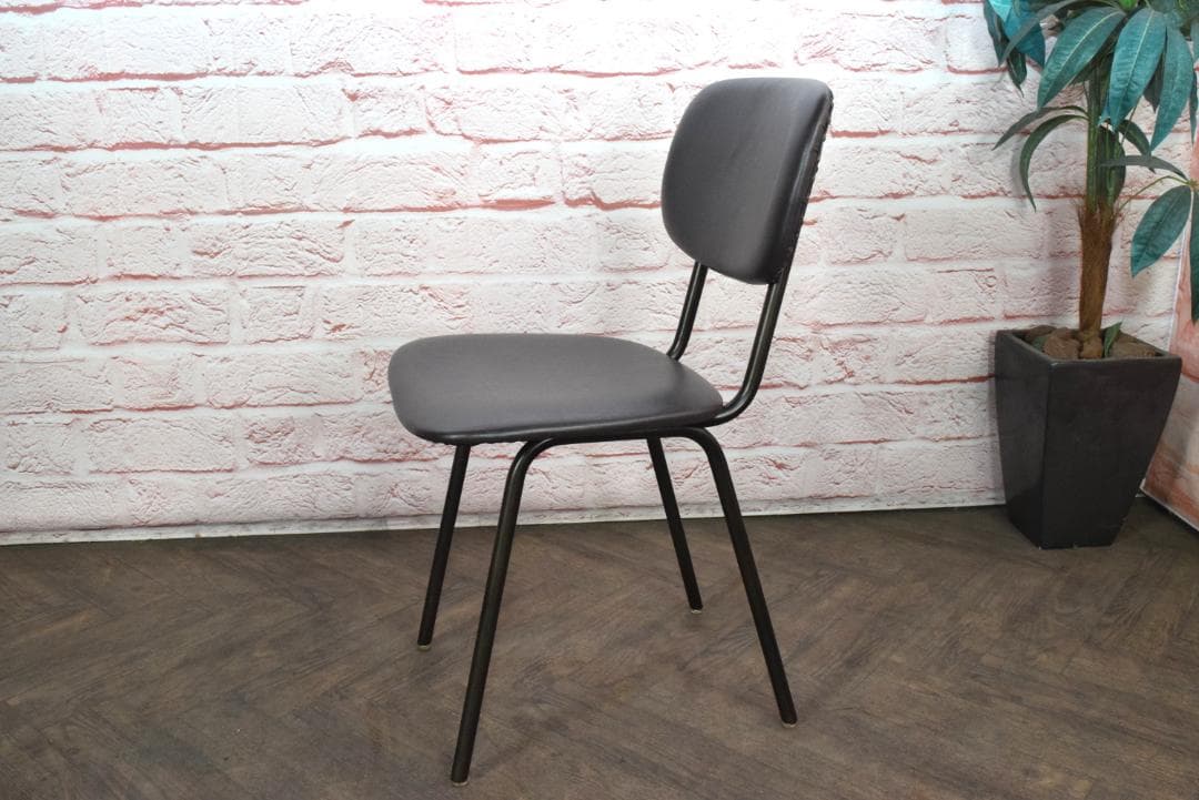 2脚　展示品 クラッシュゲート ノットアンティークス ペッパー スクールチェア