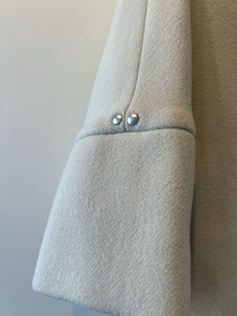 agaノーカラーダブルメルトンコクーンコート　ベージュ　日本製　新品未使用