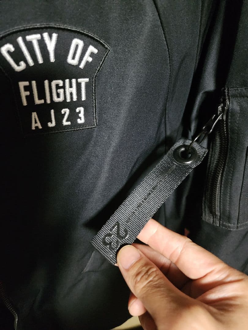 ジョーダン　JORDAN　ナイキ　NIKE　ma-1 ジャケット　ブルゾン　黒