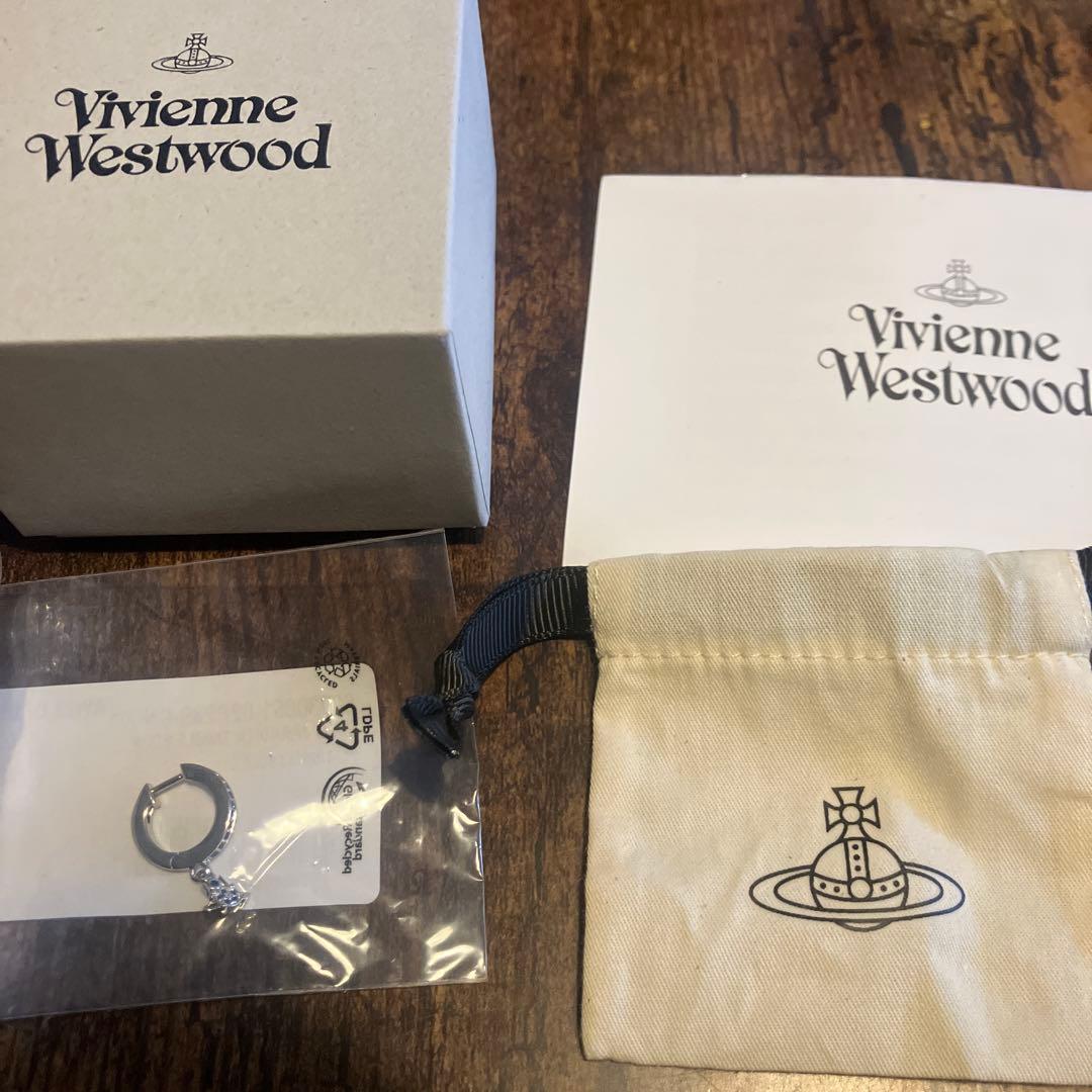 【Vivienne Westwood】 フープピアス