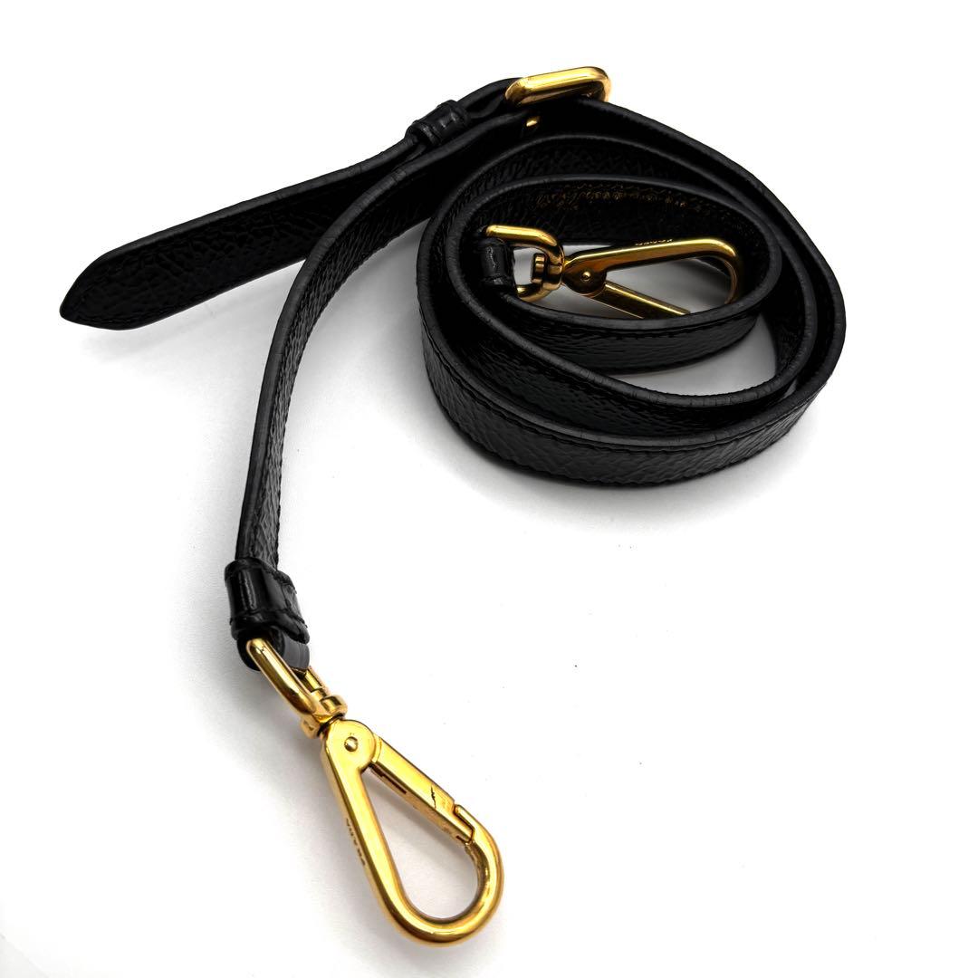 美品 プラダ 2way ショルダーバッグ トートバッグ ロゴ A4可 白タグ 黒