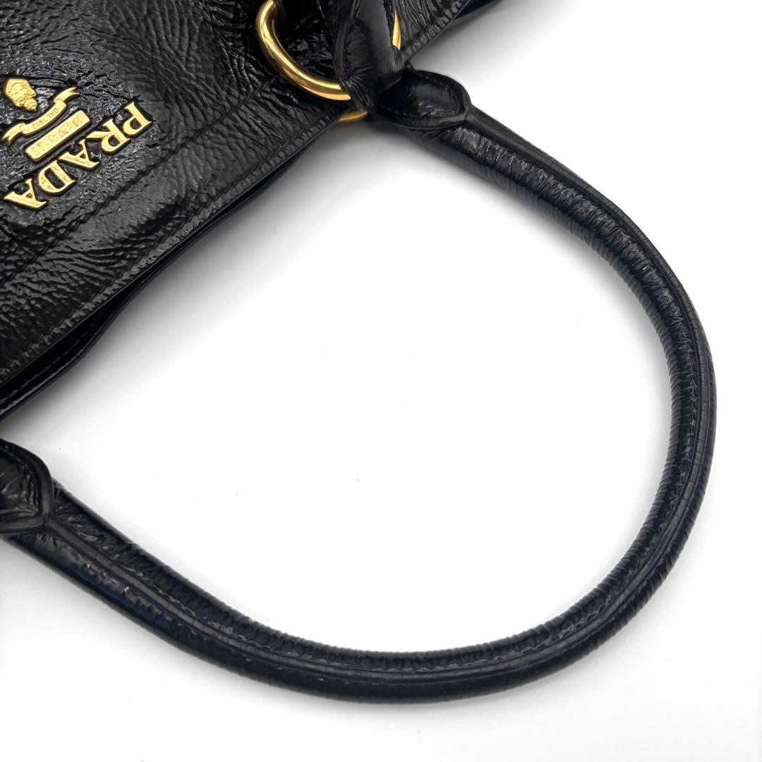 美品 プラダ 2way ショルダーバッグ トートバッグ ロゴ A4可 白タグ 黒