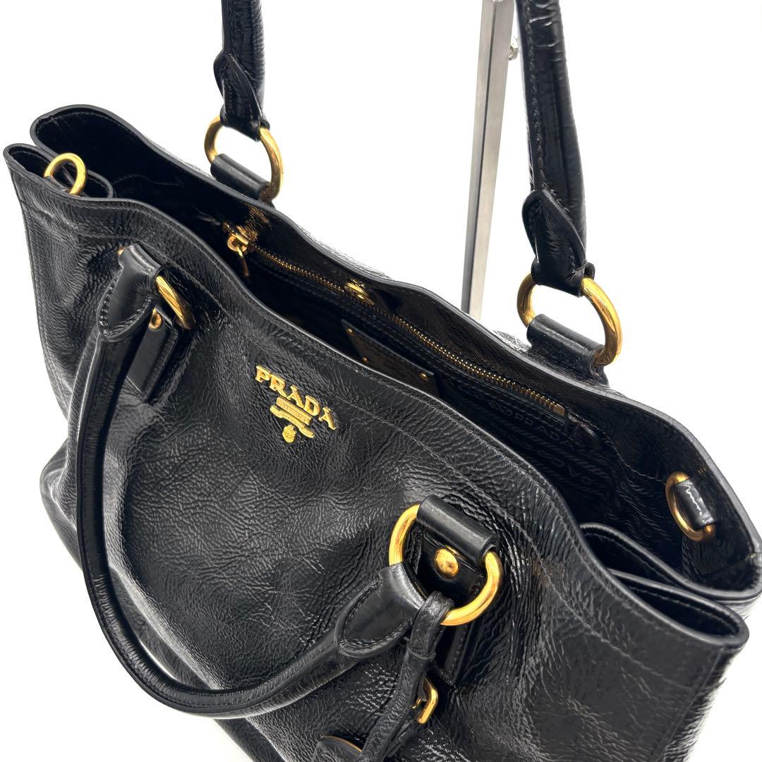 美品 プラダ 2way ショルダーバッグ トートバッグ ロゴ A4可 白タグ 黒
