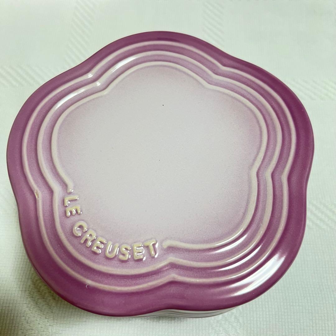 ルクルーゼ（LE CREUSET）☆スタッキングフラワーコンテナーズ／重箱　新品