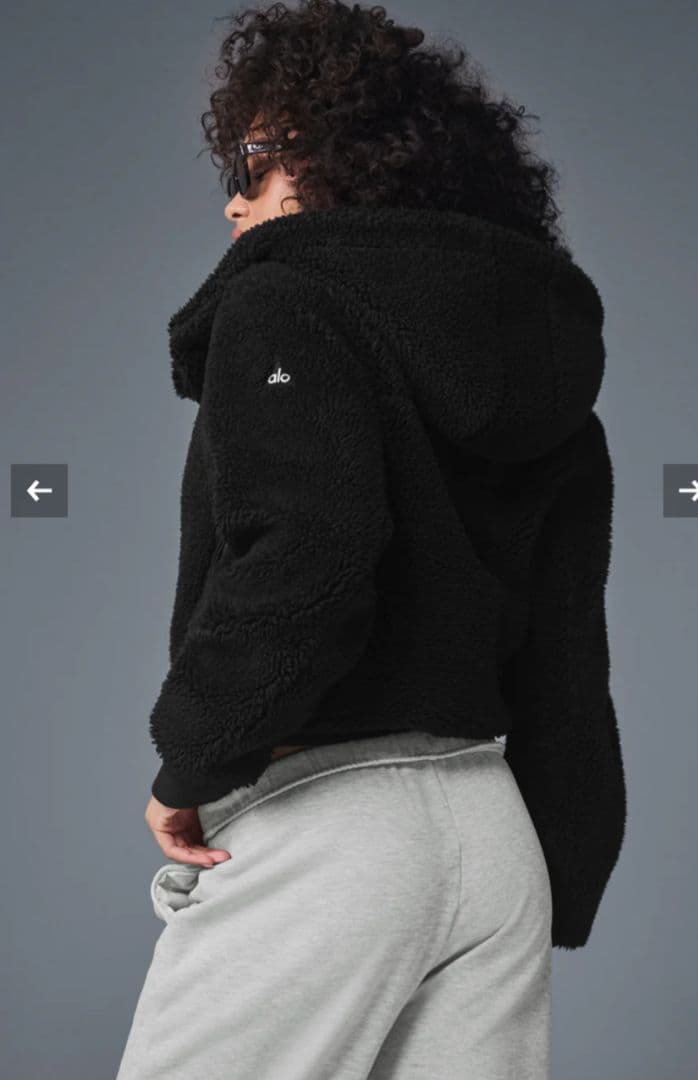 最終値下Alo Yoga Foxy Sherpa ジャケット シェルパ アロヨガ