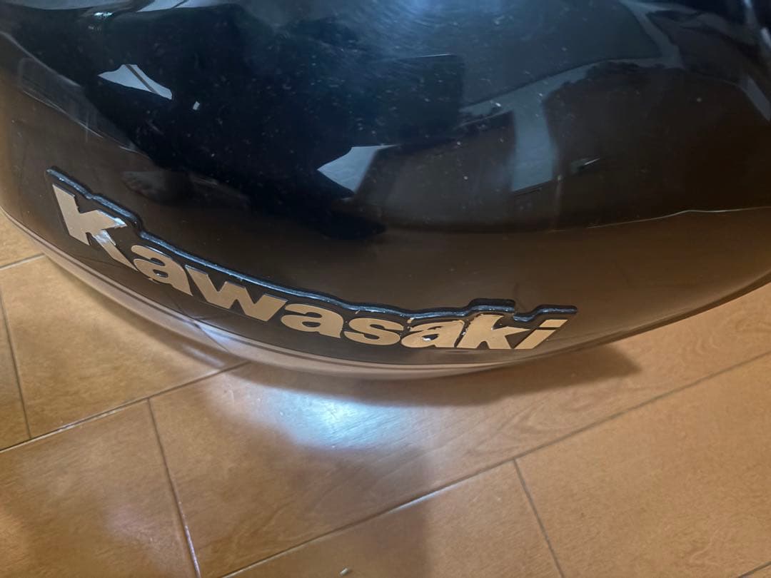 Kawasaki ゼファー400 タンク