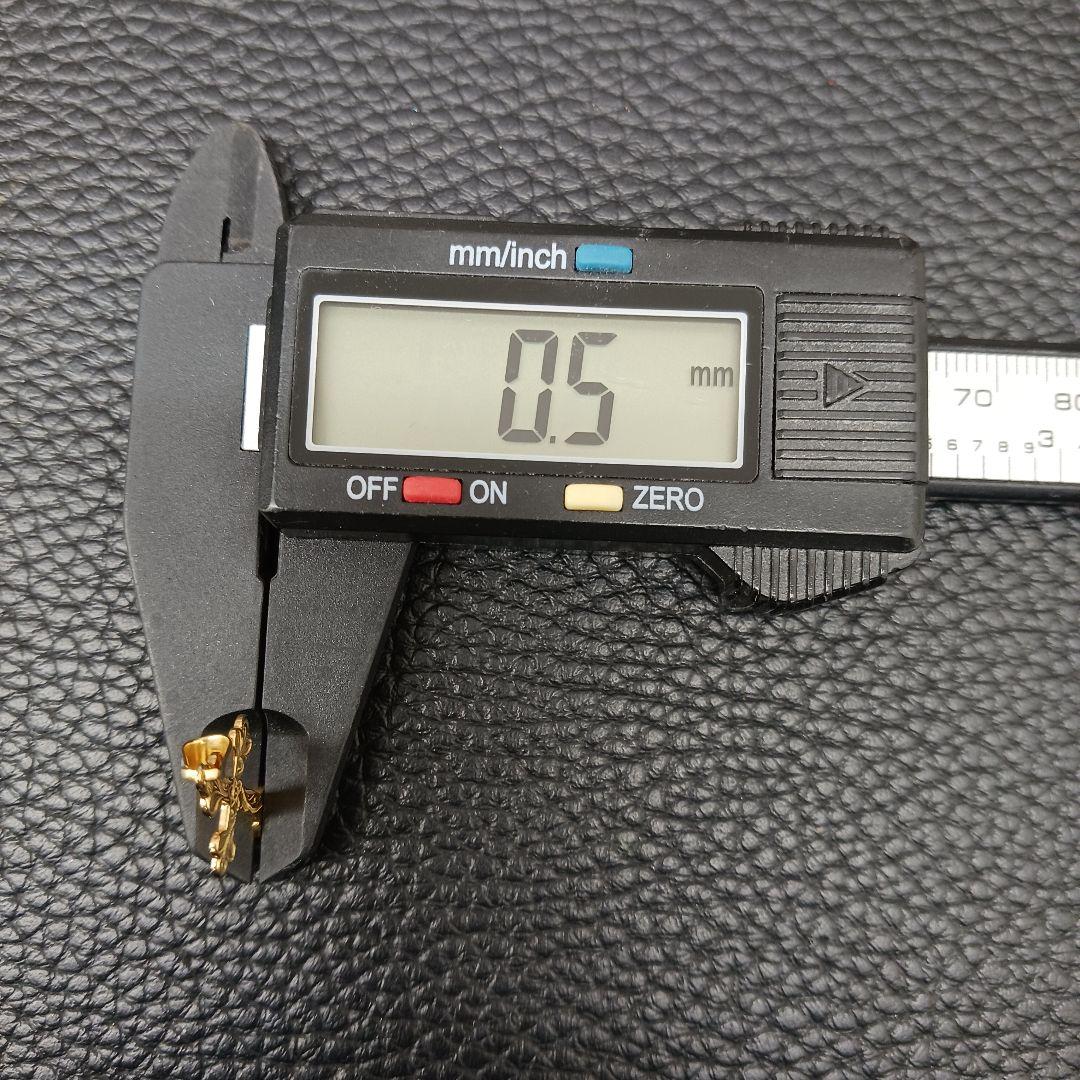 (C121803) K18 YG 十字架 ネックレストップ ペンダント チャーム