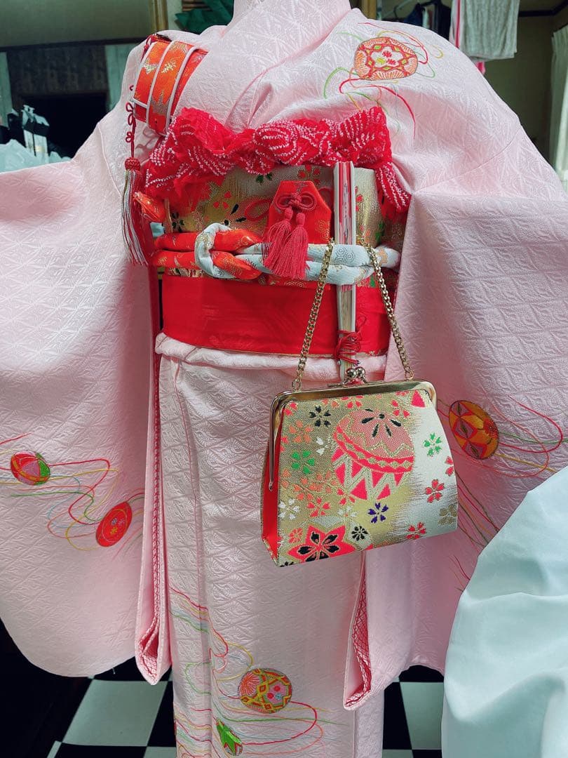 七五三5歳様薄ピンクの正絹鞠紋様