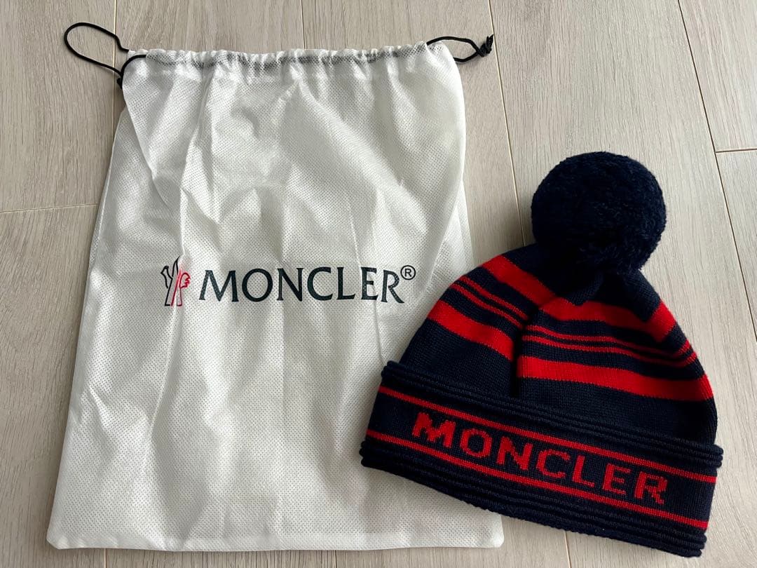 MONCLER ニット帽 ネイビー/レッド