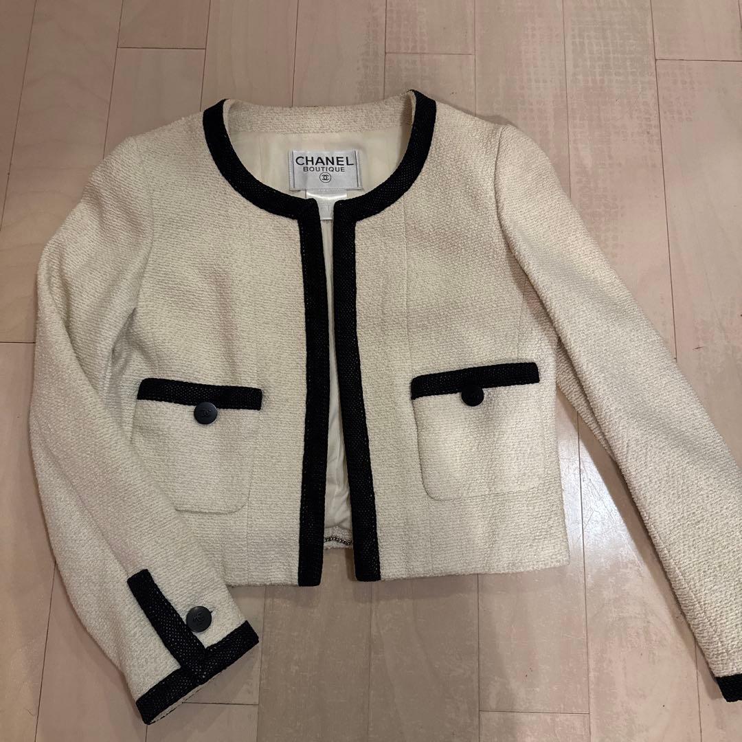 R*‬様 CHANEL BOUTIQUE ノーカラーショートジャケット