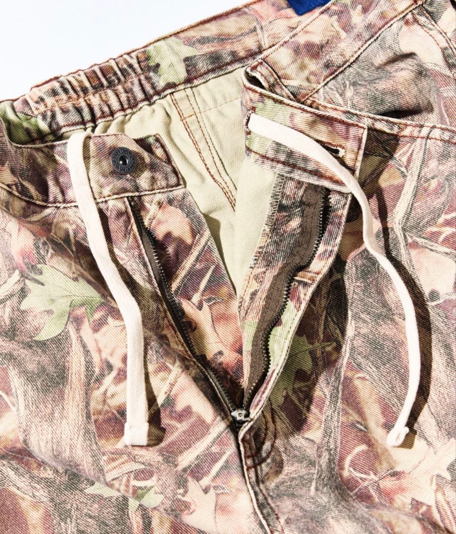 NAUTICA スーパーワイド カーブシルエット カモ柄ペインターパンツ