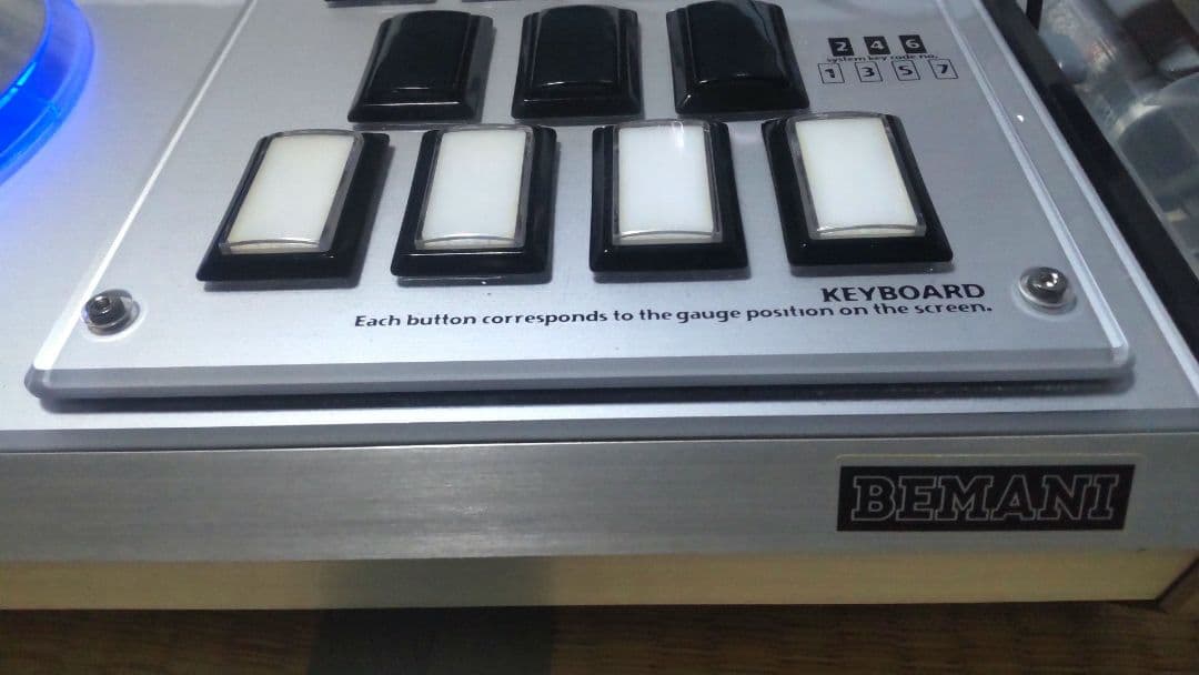 比較的美品 ビートマニア プレミアムコントローラー 静音化 DAOボタン