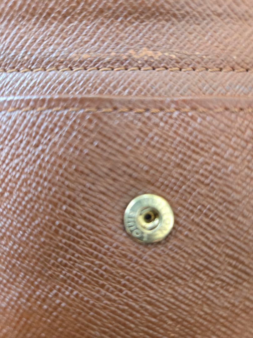 ルイヴィトン折りたたみ財布