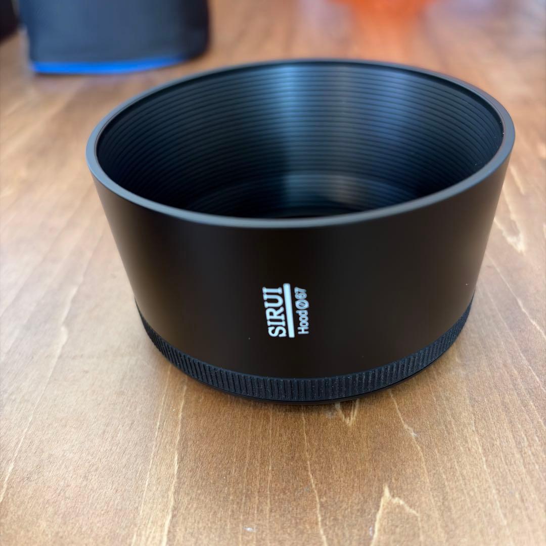 SIRUI AURORA AF 85mm F1.4 単焦点レンズ　シルイオーロラ