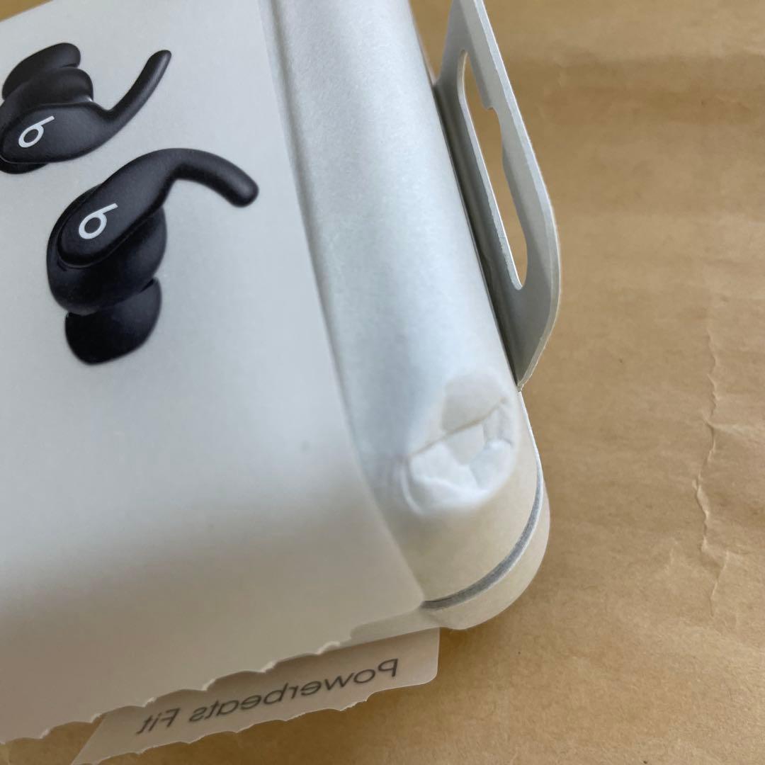 Powerbeats Fit ブラック