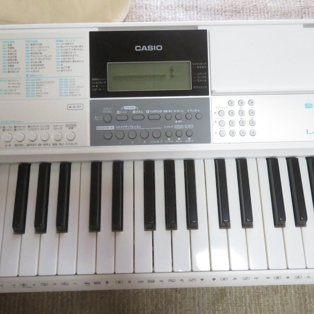 極美品　CASIO LK-516 キーボード 光ナビゲーション