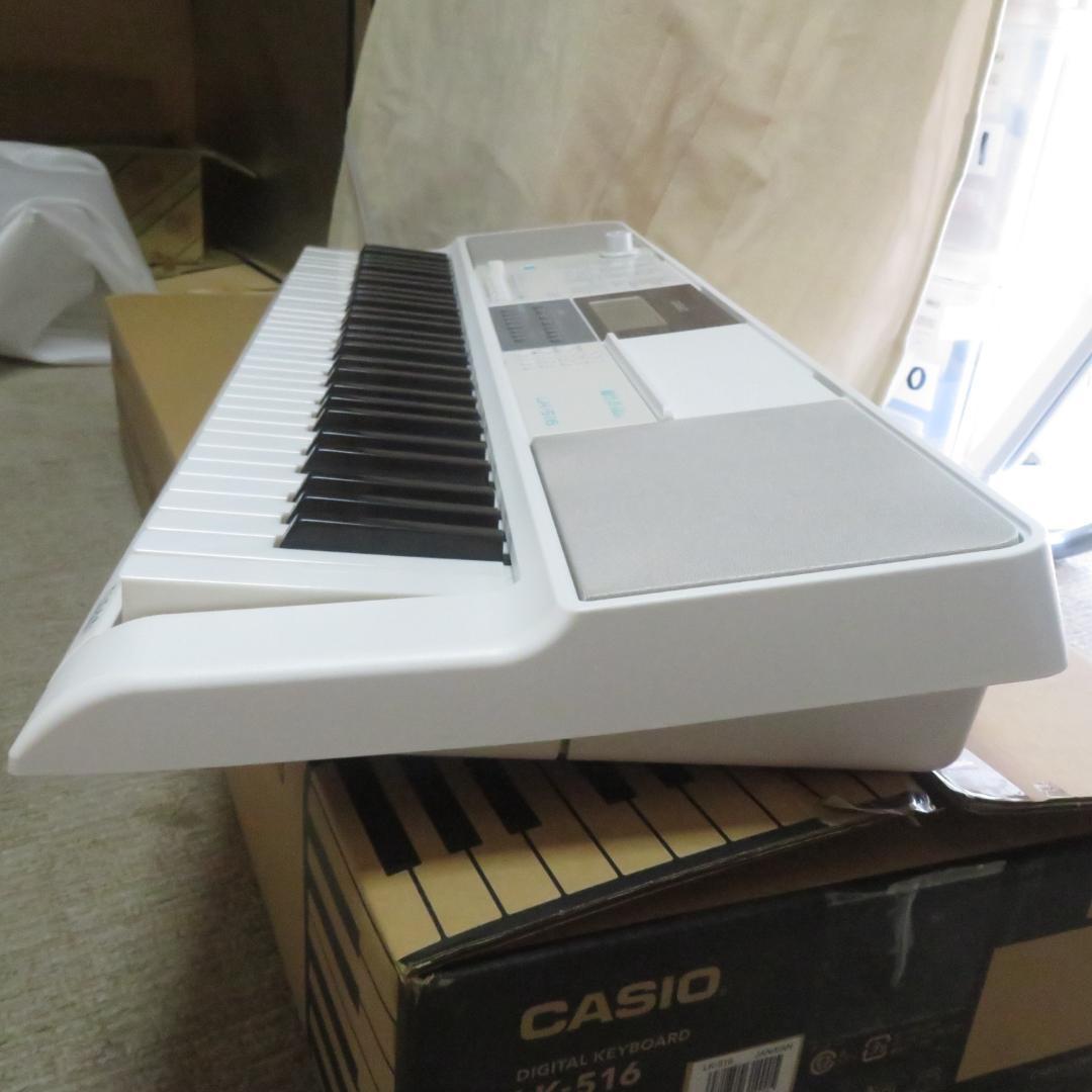 極美品　CASIO LK-516 キーボード 光ナビゲーション
