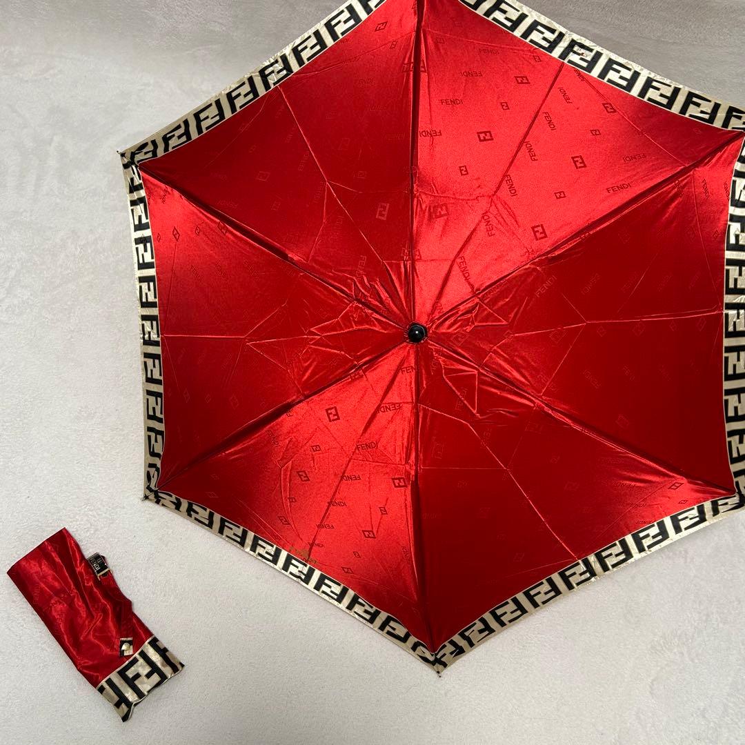 FENDI フェンディ ロゴ入り 折りたたみ傘 レッド 赤 ズッカ柄