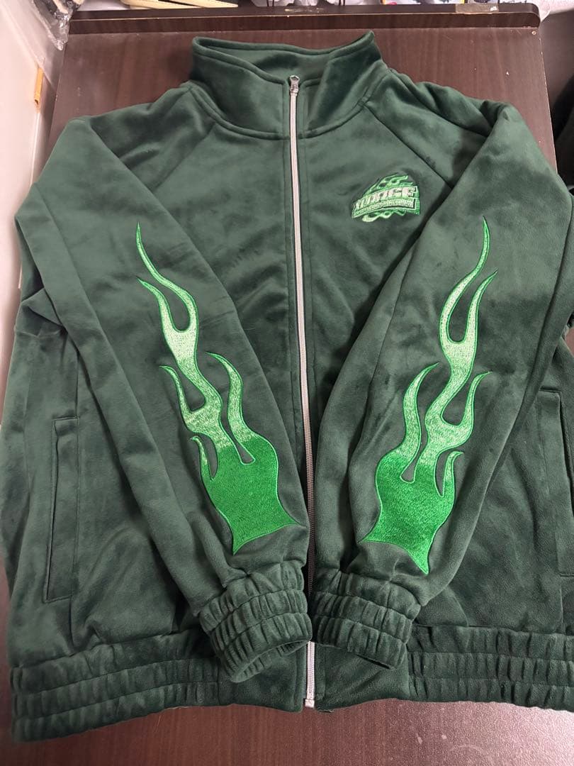 XLARGE ベロアトラックジャケット(XL)&パンツ (L) セットアップ着画