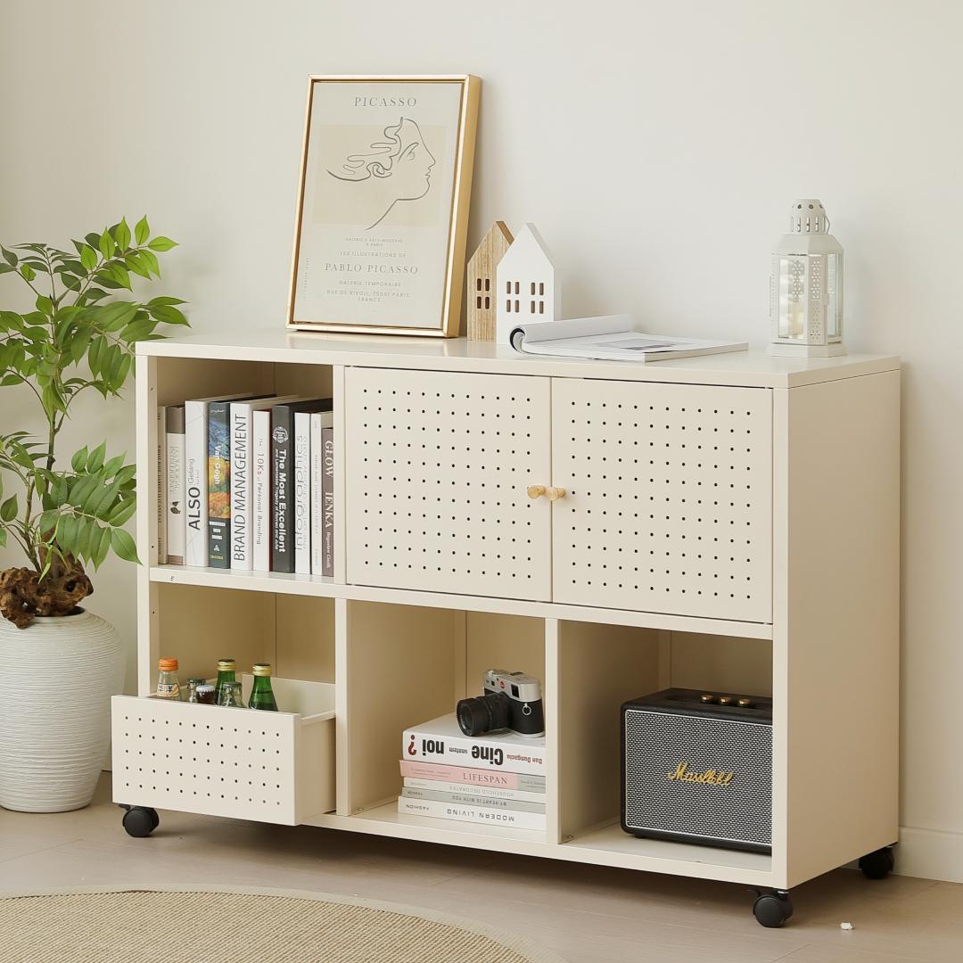 超人気！可動棚付き メタル コンパクト 高め イドボード金属製 White